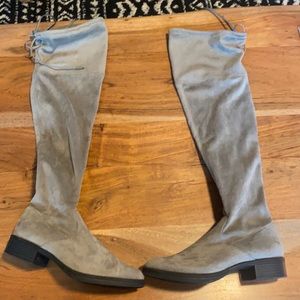 Over knee flat boots